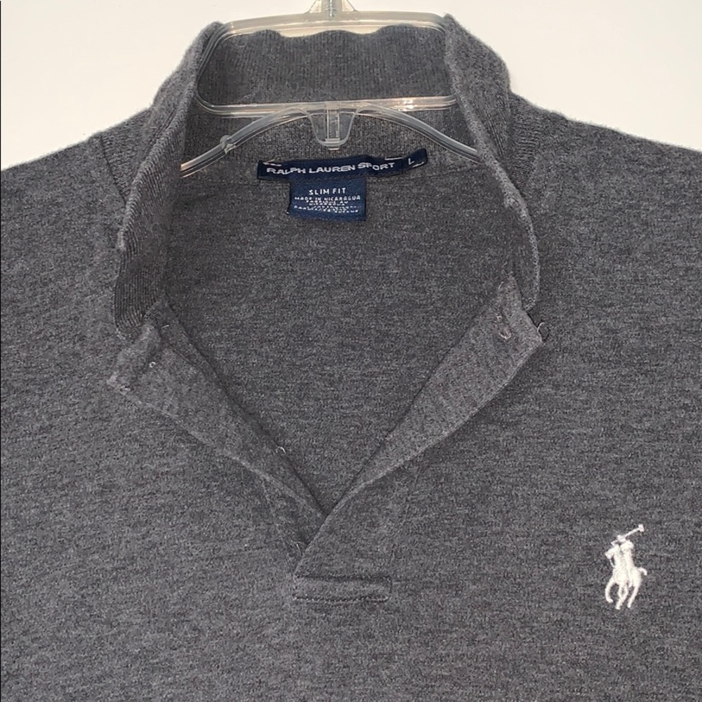 Polo - Picture 2 of 2